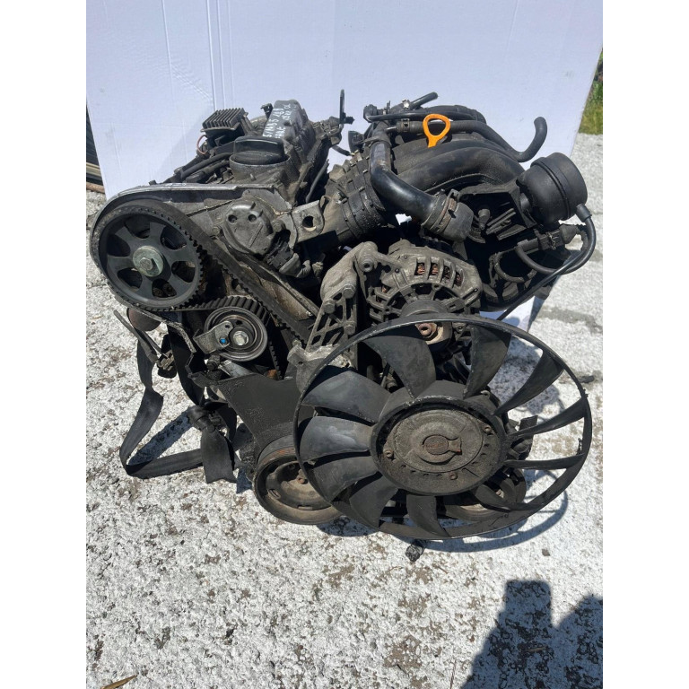 Двигатель Volkswagen PASSAT 1.8 ARG