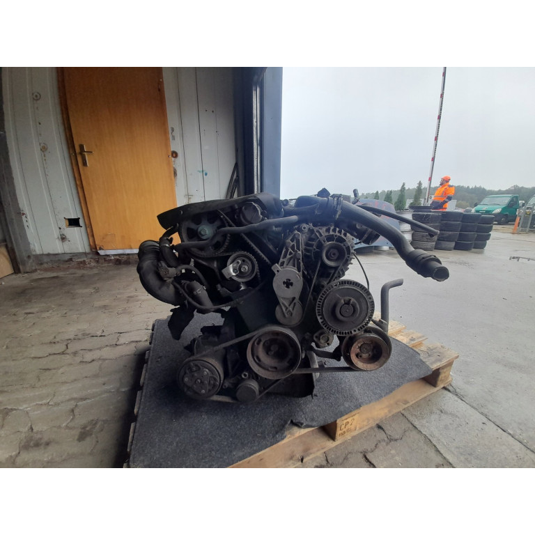 Двигун Volkswagen PASSAT 1.8 T APU