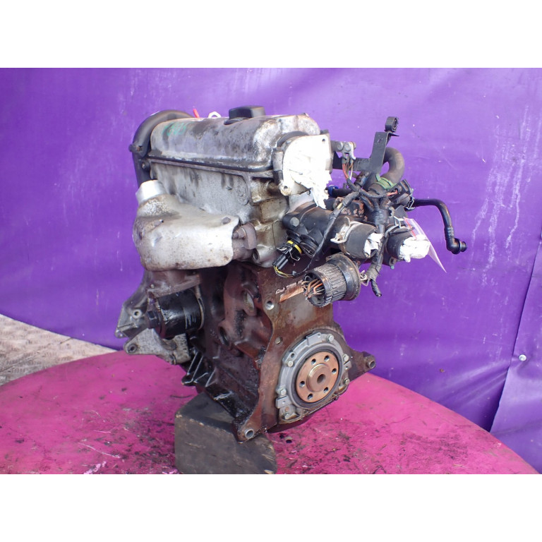 Двигатель Volkswagen POLO 45 1.0 AEV
