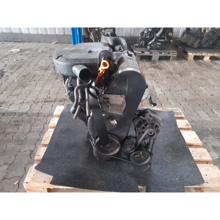 Двигатель Volkswagen POLO 60 1.4 AKV