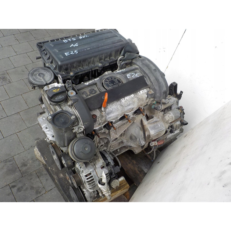 Двигун Volkswagen POLO 1.6 16V BTS