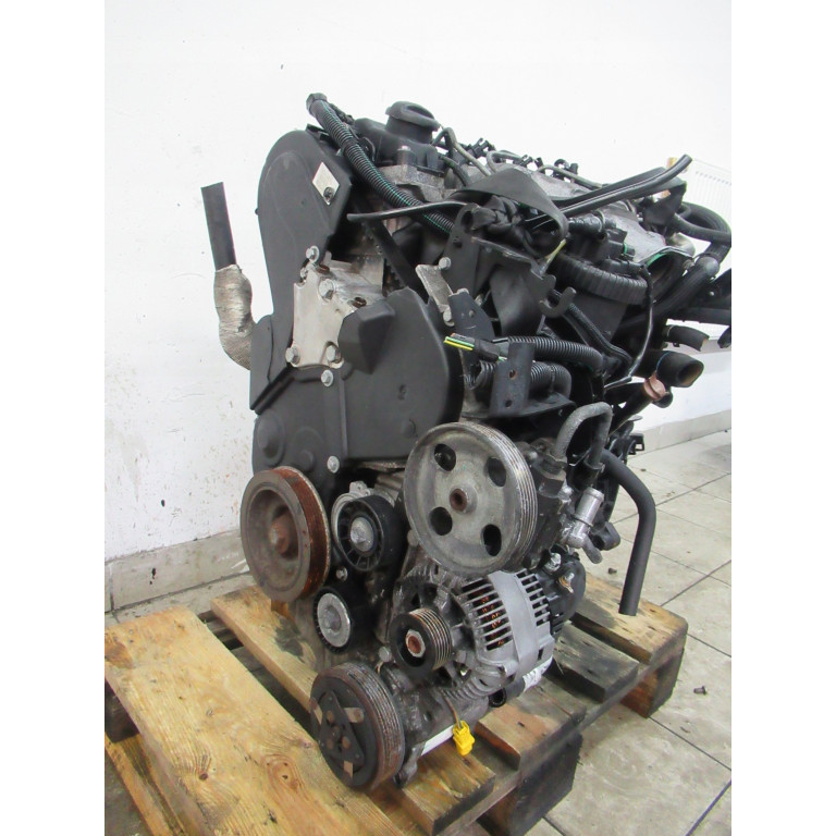 Двигатель Lancia PHEDRA  2.2 JTD  4HW