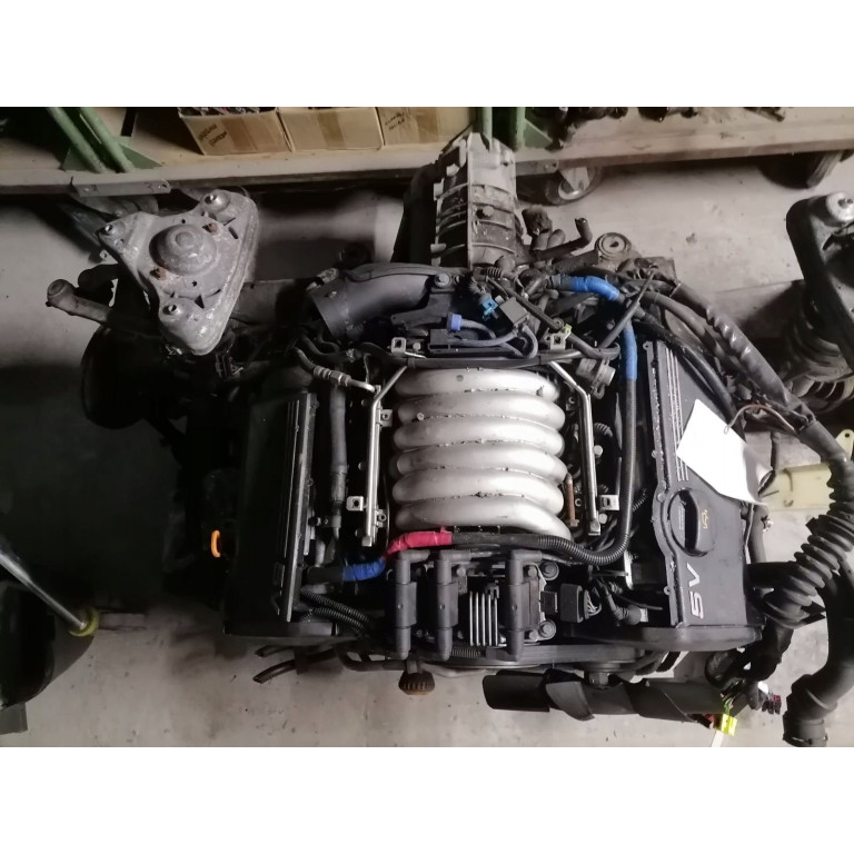 Двигун Volkswagen PASSAT 2.8 Syncro AGE