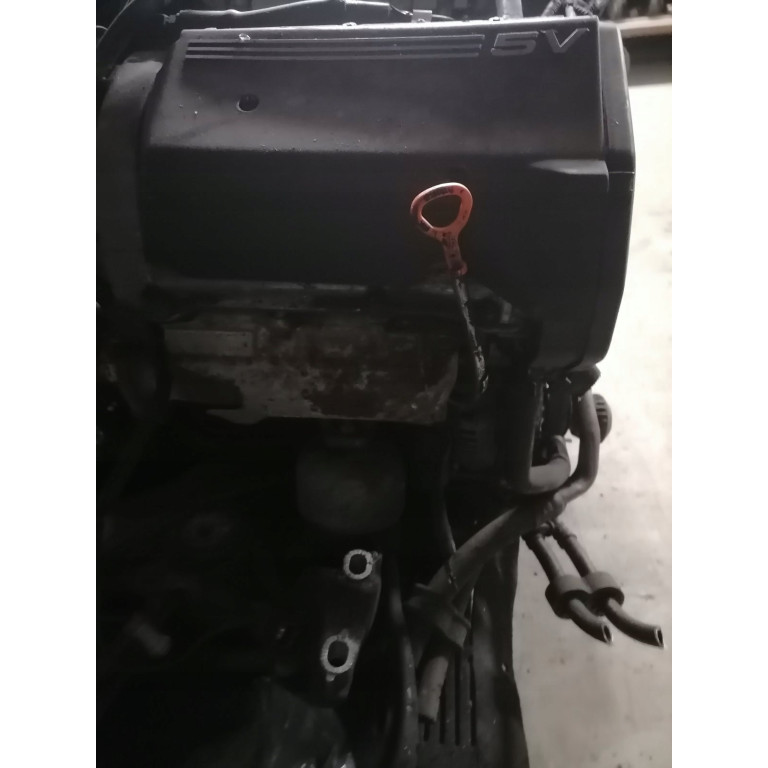 Двигун Volkswagen PASSAT 2.8 Syncro AGE