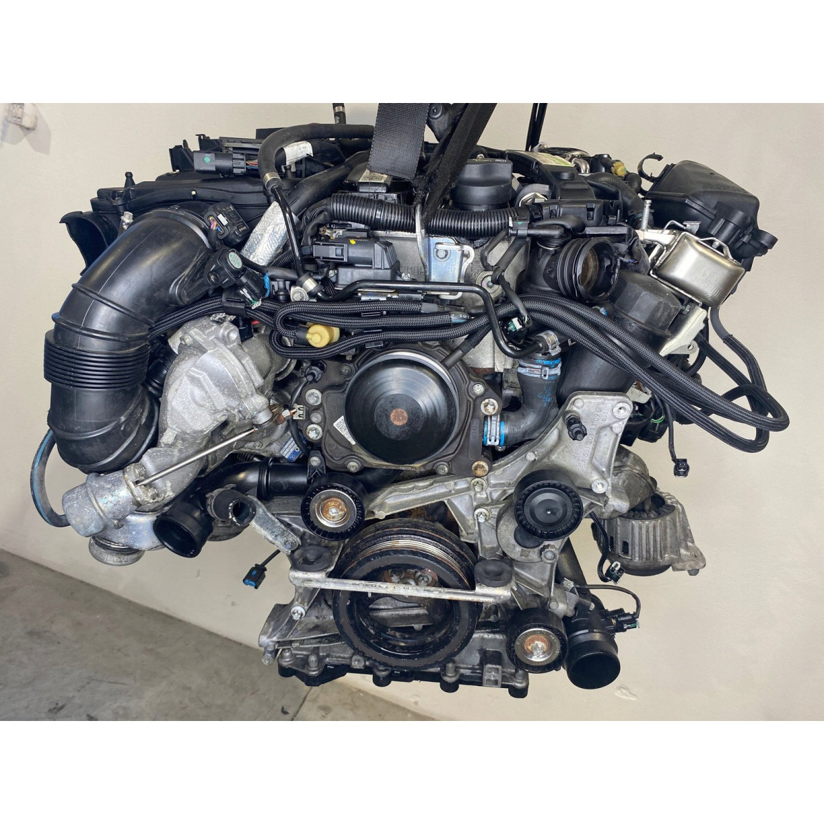 ライブ写真「14」 Двигатель Mercedes - Benz E-CLASS T-Model E 300 Hybrid (212.298